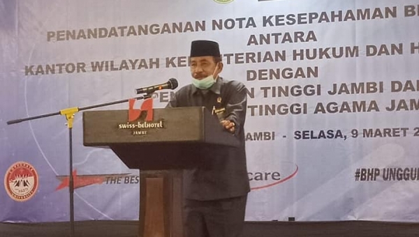 Sukses, Ketua PTA Jambi Tandatangani MoU dengan Kepala Kanwil Kemenkum HAM DKI Jakarta.